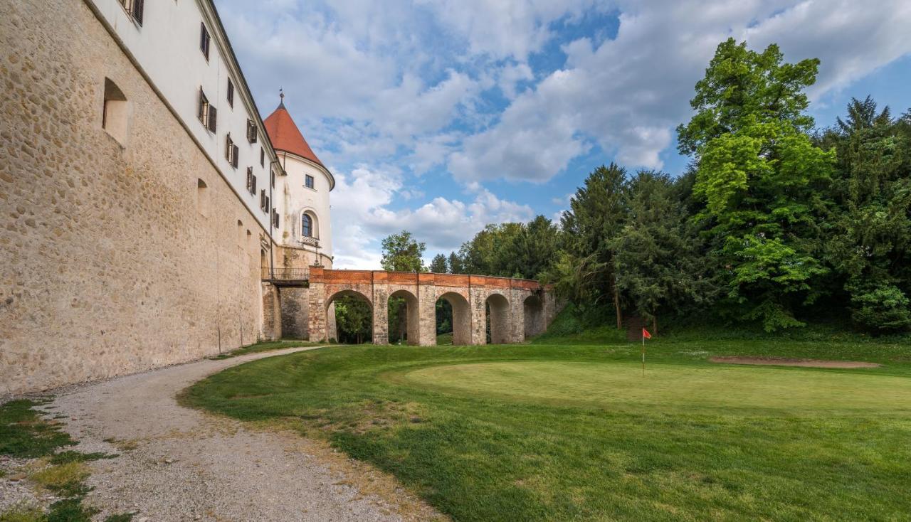 Mokrice Castle Estate Hotel Obrezje Exterior photo